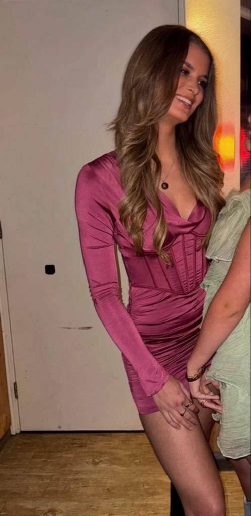 Mooi Oh Polly jurkje maat S (past ook XS), 1x gedragen, Kleding | Dames, Jurken, Zo goed als nieuw, Maat 36 (S), Roze, Boven de knie