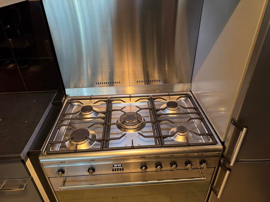 Smeg 5 pits gasfornuis met oven, Witgoed en Apparatuur, Fornuizen, Gebruikt, 60 cm of meer, Grill, Ophalen of Verzenden