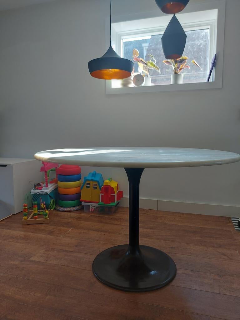 Marmeren eettafel 120 cm, ijzeren poot, Ophalen, Overige materialen, Gebruikt, Rond