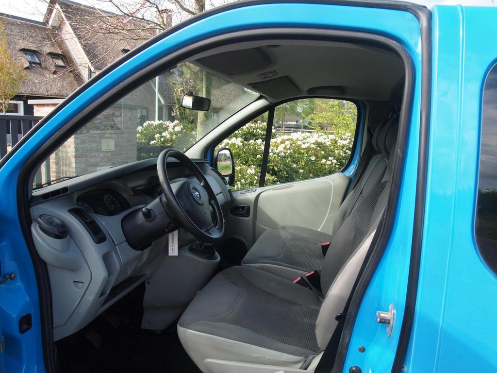 Opel Vivaro Combi 2.0i L1H1 Benzine | 9-persoons | Airco | T, Auto's, Voorwielaandrijving, 1998 cc, Stof, 2000 kg