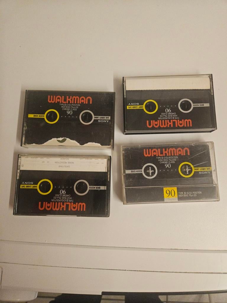 Sony walkman  cassettebandjes, Ophalen of Verzenden, Overige genres, 2 t/m 25 bandjes