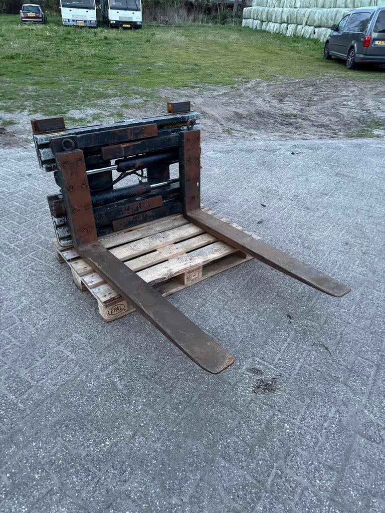 Zware Stabau Fem 3 vorkenspreider / vorkenversteller, Ophalen