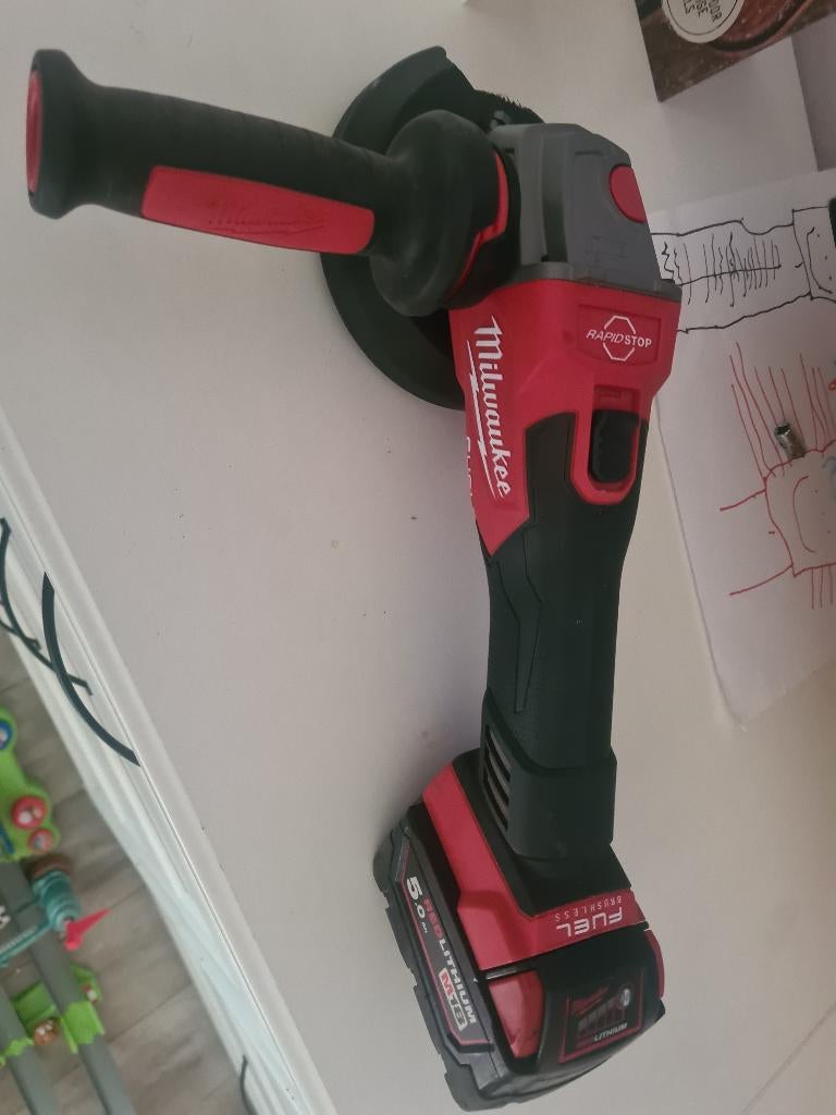 Slijptol milwaukee, Doe-het-zelf en Verbouw, Gereedschap | Handgereedschap, Ophalen, Zo goed als nieuw