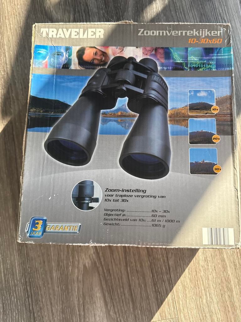 Traveler Zoomverrekijker 10-30x60 met tas, Nieuw, 20x of meer, Met hoes of tas, Porro (met knik)