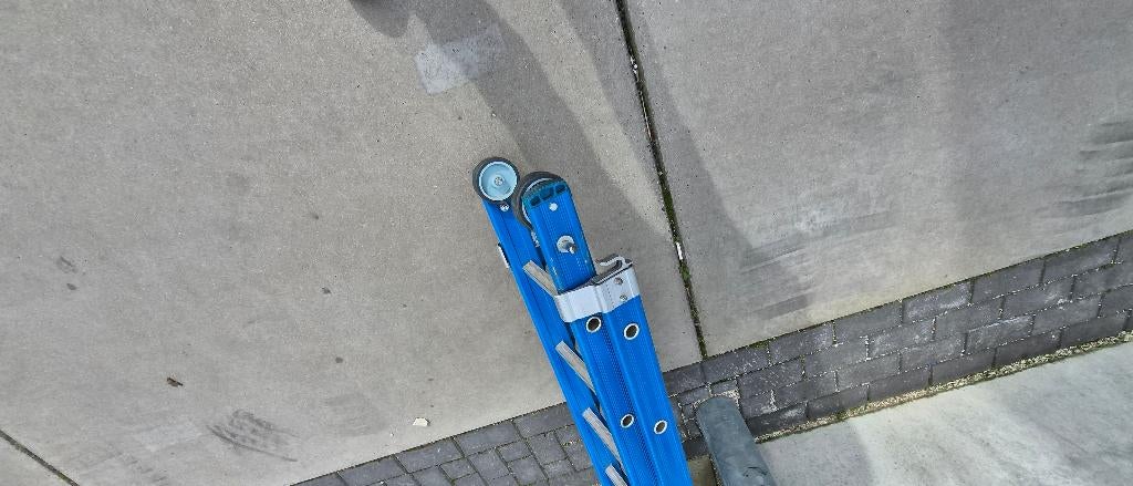 Reform ladder dubbel uitgebogen 2x14 sporten BLAUW, Ophalen, Gebruikt, Onbekend, Ladder