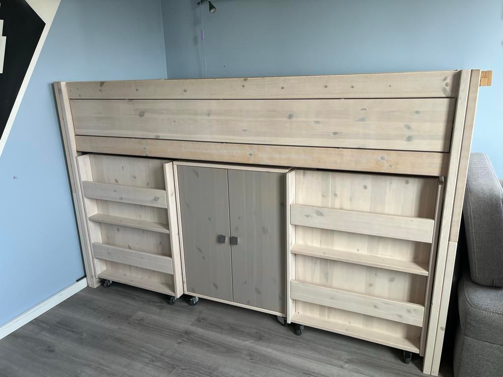 Halfhoogslaper met bureau, opbergkast en planken kast, Kinderen en Baby's, Ophalen, Gebruikt, 100 cm of meer, Hoogslaper of Stapelbed