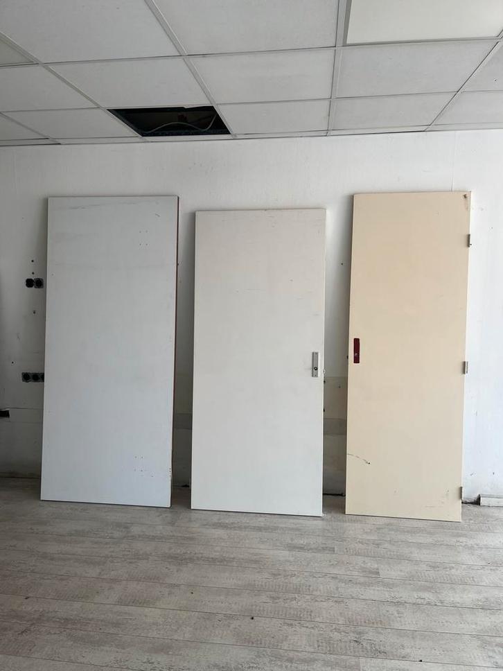 Te koop: 3 deuren, Doe-het-zelf en Verbouw, Deuren en Horren, Binnendeur, 200 tot 215 cm, Ophalen