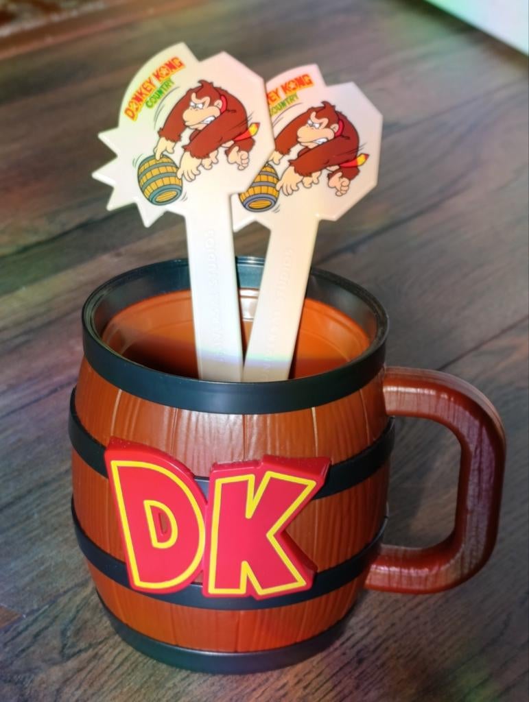 Donkey Kong Mok met 2 lepels - Universal Studios, Verzamelen, Ophalen of Verzenden, Zo goed als nieuw