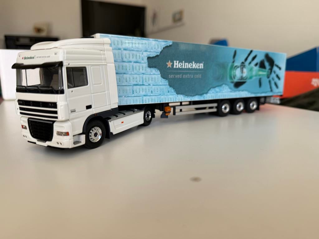 Tekno 2050 DAF XF Heineken, Hobby en Vrije tijd, Modelbouw | Auto's en Voertuigen, Overige merken, 1:50 of kleiner, Ophalen of Verzenden