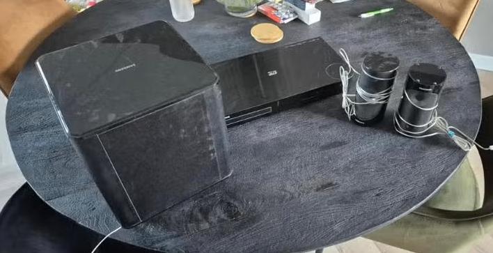 Samsung Blu-ray Home Cinema Set met 2.1 Luidsprekers, Audio, Tv en Foto, Home Cinema-sets, Zo goed als nieuw, Blu-ray-speler, 2.1-systeem