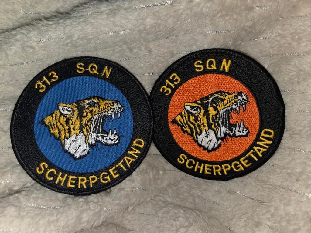 313 SQN Scherpgtand Patches - Set van 2, Verzamelen, Militaria | Algemeen, Ophalen of Verzenden