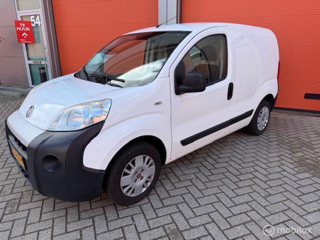 Fiat Fiorino 1.3 MJ SX 142.000 KM NAP AIRCO MARGE AUTO, Auto's, Euro 5, Stof, Zwart, 4 cilinders