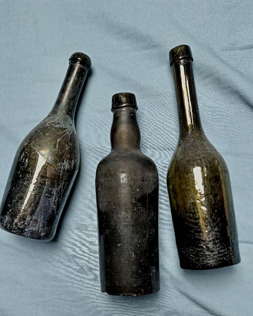 Glazen flessen, Antiek en Kunst, Antiek | Glas en Kristal, Ophalen of Verzenden