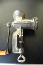 Oude gehaktmolen, gietijzer, Ophalen, Gebruikt