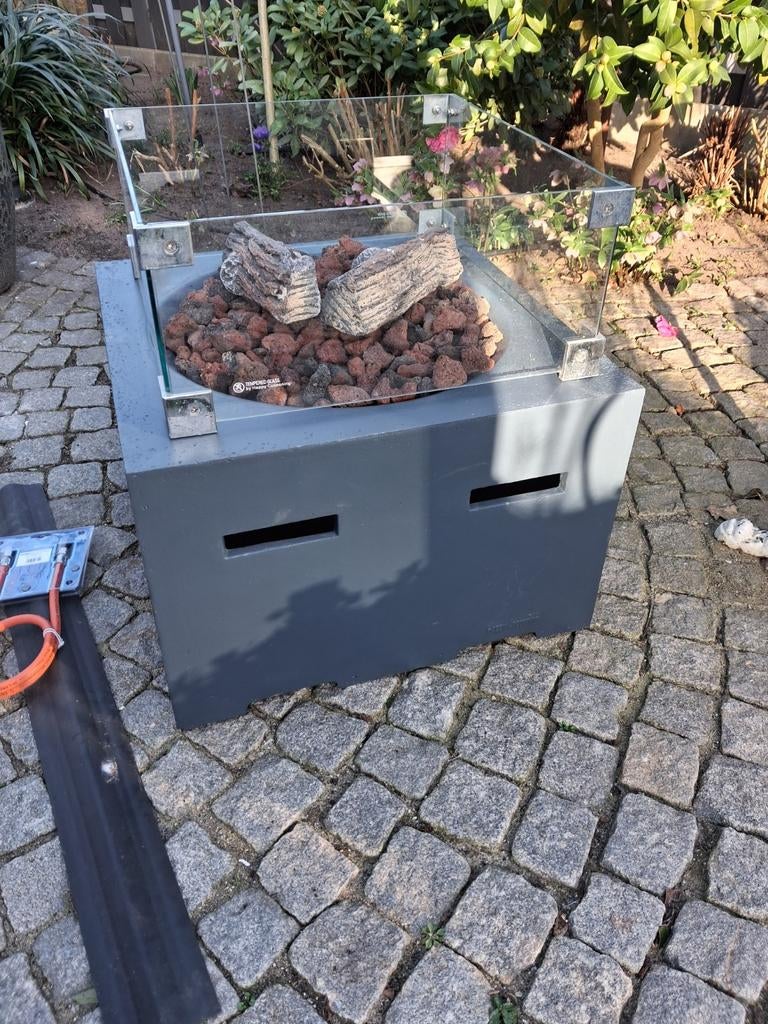 Te koop: vuurtafel Cozy Living., Ophalen