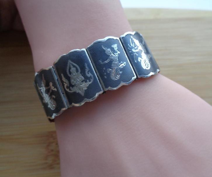 zilveren Siam Niello paneel armband met dansers [982], Sieraden, Tassen en Uiterlijk, Armbanden, Zo goed als nieuw, Zilver, Zilver