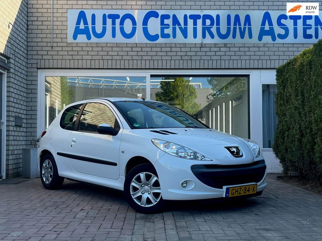 Peugeot 206 + 1.4 Urban Move, Voorwielaandrijving, 4 cilinders, Wit, Bedrijf