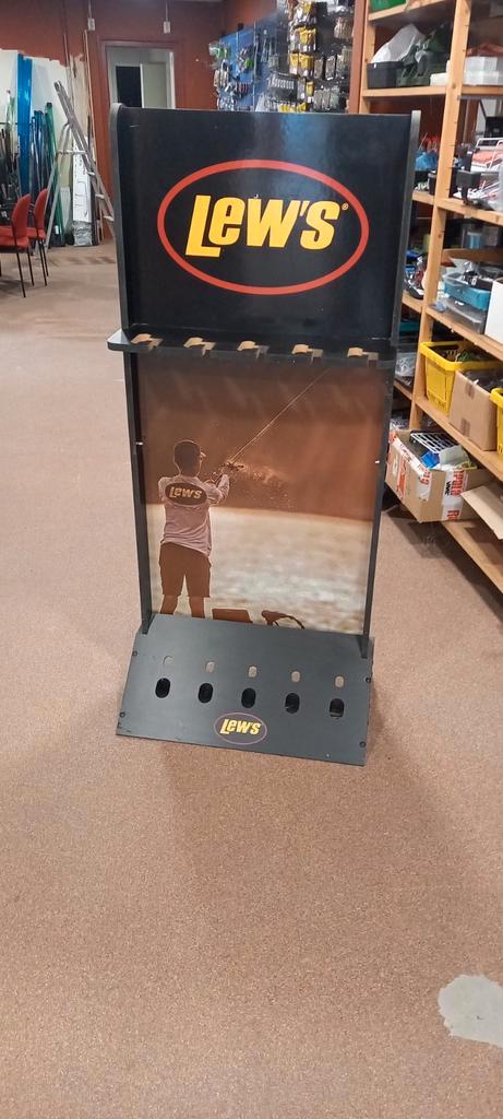 Lew's werphengel display, Watersport en Boten, Hengelsport | Algemeen, Zo goed als nieuw, Werphengel, Ophalen