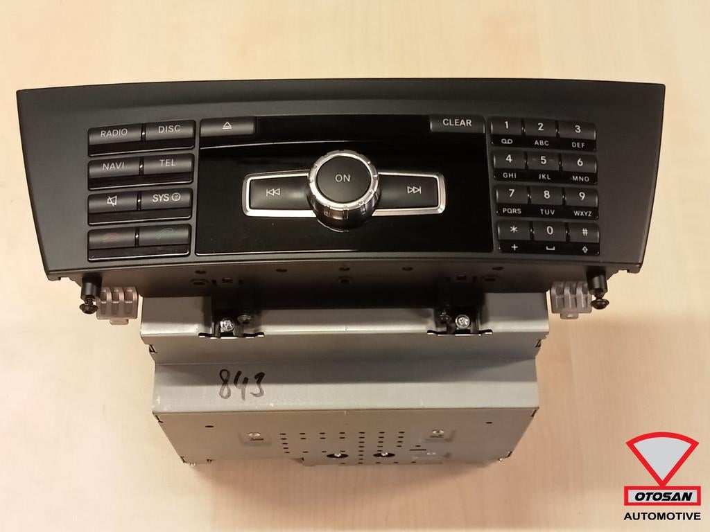 Mercedes C Klasse W204 Navigatie Commond A2049001813, Gebruikt, Mercedes-Benz AG, Mercedes-Benz, Ophalen of Verzenden