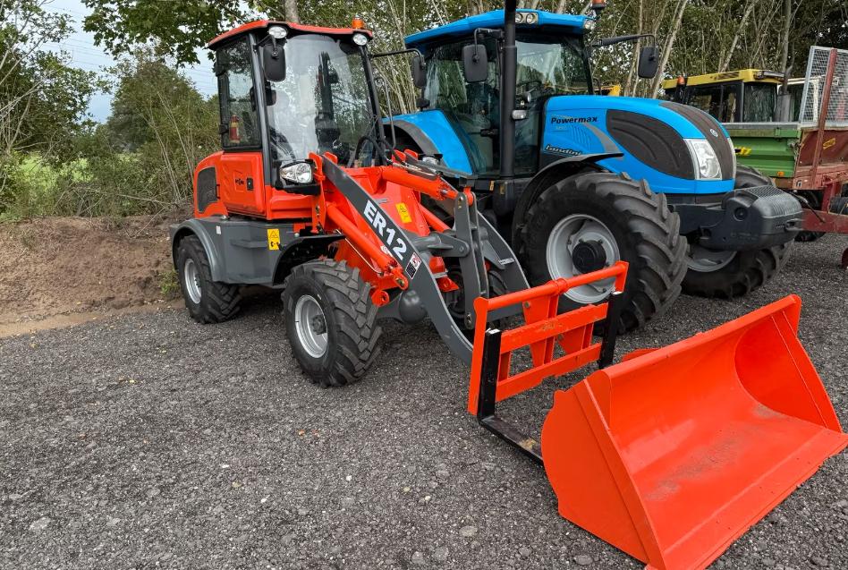 everun shovel / kniklader, Niet ingevuld, Niet ingevuld, Niet ingevuld