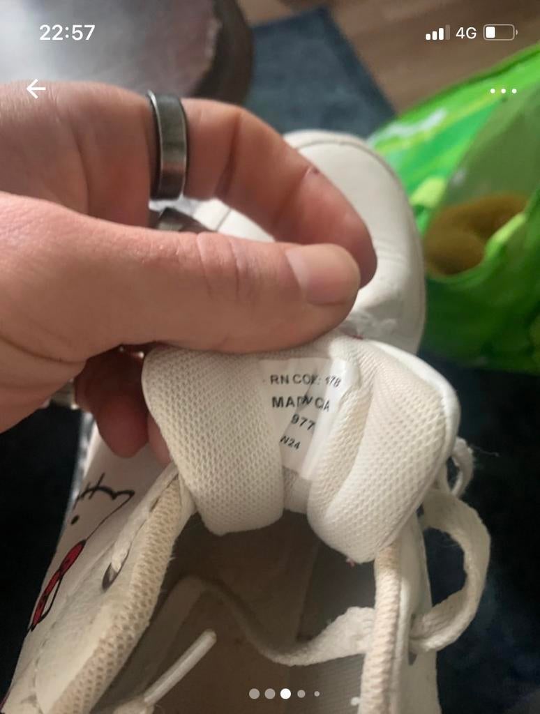 Hello Kitty Sneakers Maat 41, Ophalen of Verzenden, Gedragen, Wit, Sneakers of Gympen