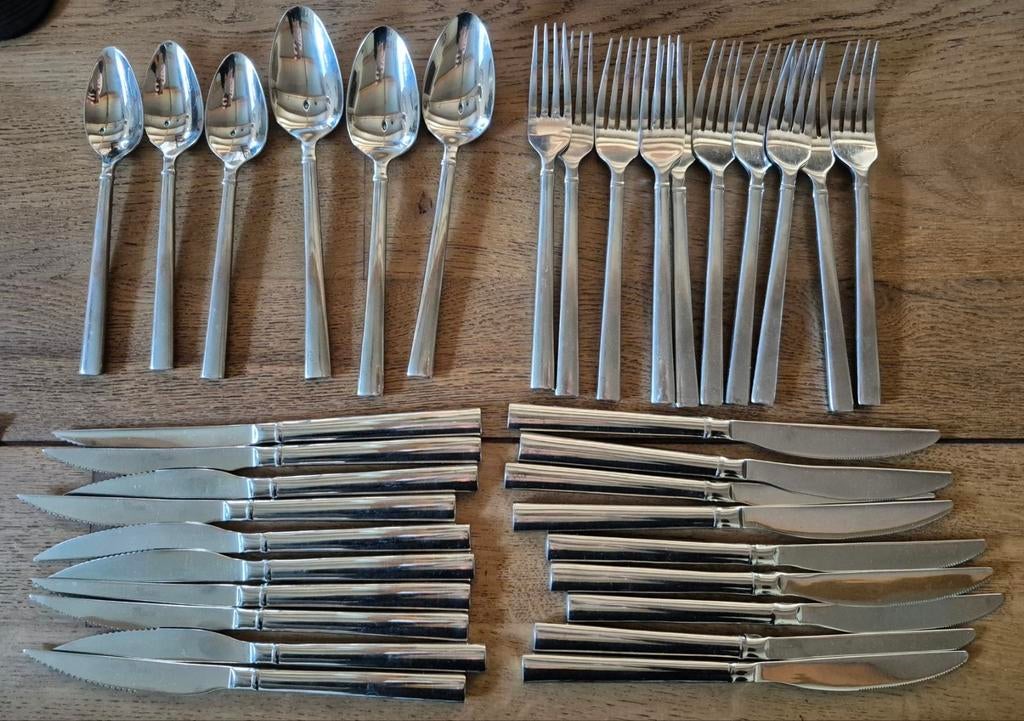 35 Bestek delen Sola Palermo vorken lepels messen, Ophalen of Verzenden, Zo goed als nieuw, Rvs of Chroom, Vaatwasserbestendig