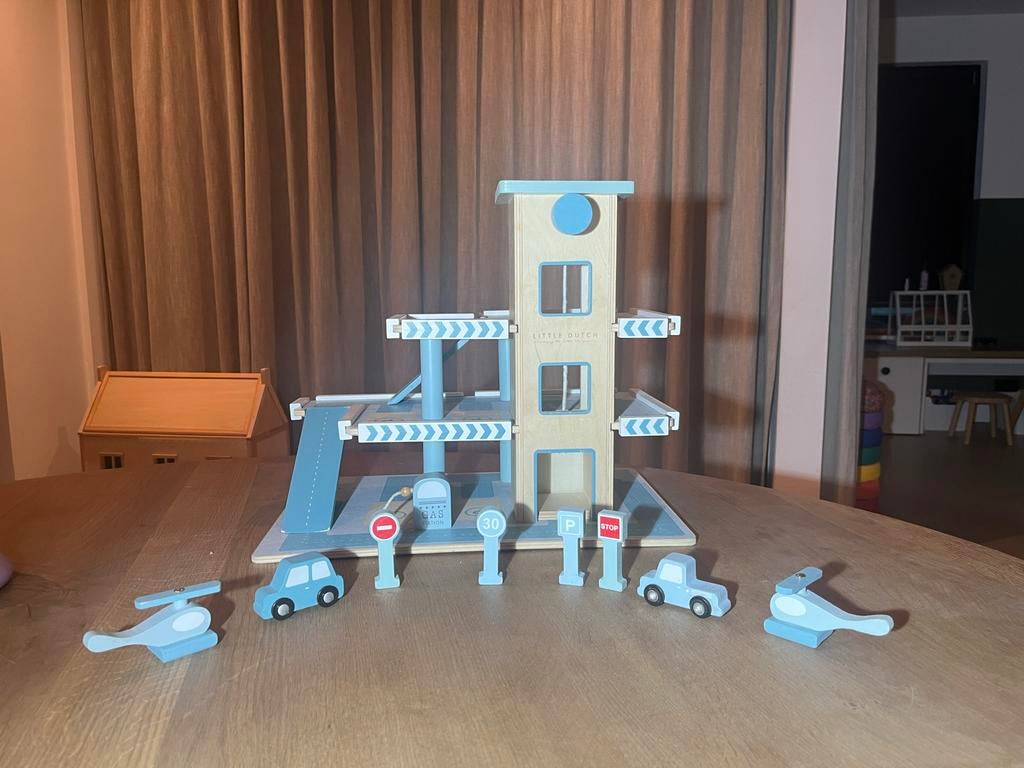 Little Dutch Houten Parkeergarage met Accessoires, Ophalen of Verzenden, Gebruikt