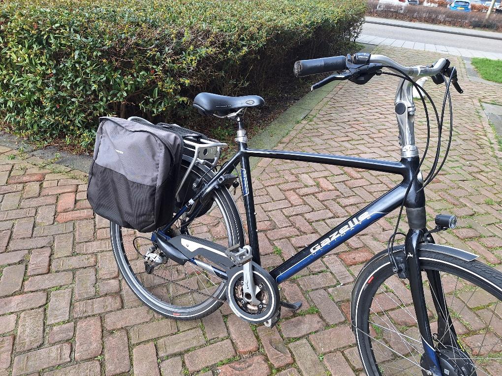 IN ZEER NETTE STAAT GAZELLE ULTIMATE HERENFIETS 57cm, Fietsen en Brommers, Fietsen | Heren | Herenfietsen, Ophalen, Gebruikt, Versnellingen