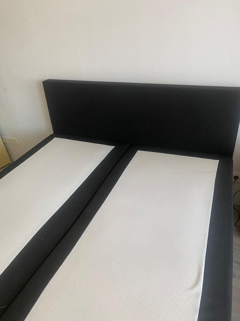 Boxspring zo goed als nieuwe 1.60 bij 2 meter, Ophalen of Verzenden, Zo goed als nieuw, Tweepersoons, 160 cm