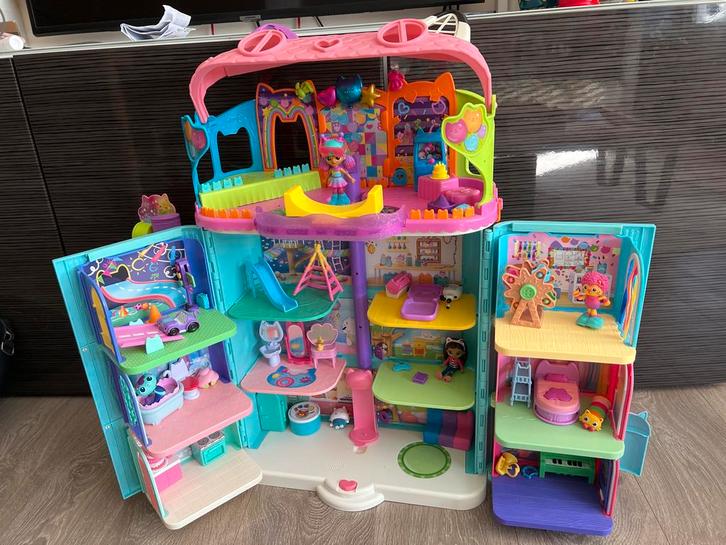 Gaby dollhouse - met veel accessoires, Kinderen en Baby's, Speelgoed | Overig, Gebruikt, Meisje, Ophalen