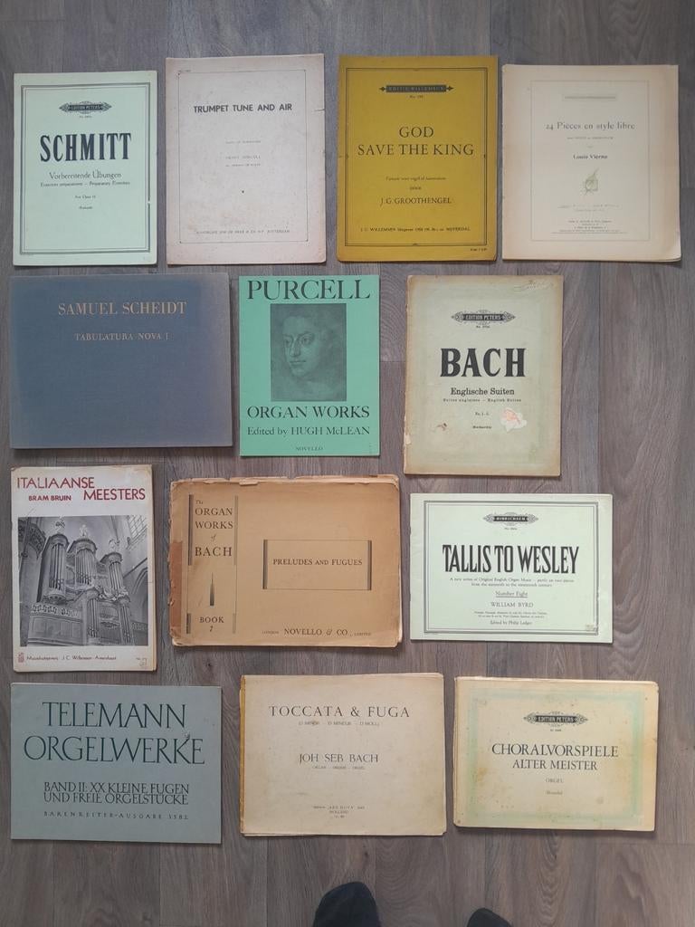 Heel veel bladmuziek voor orgel. Notenschrift., Muziek en Instrumenten, Bladmuziek, Orgel, Gebruikt, Klassiek, Ophalen of Verzenden