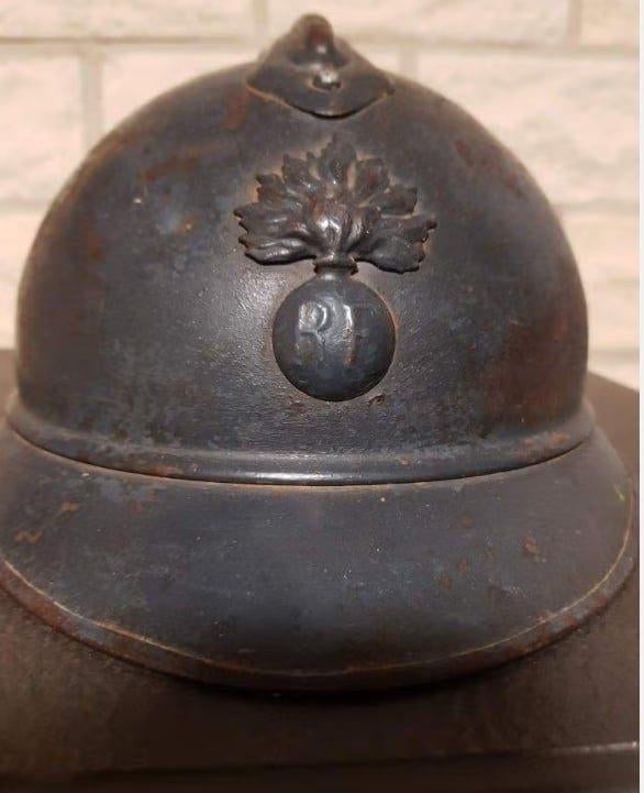 franse helm, Verzamelen, Militaria | Algemeen, Ophalen of Verzenden, Landmacht, Overige gebieden, Helm of Baret