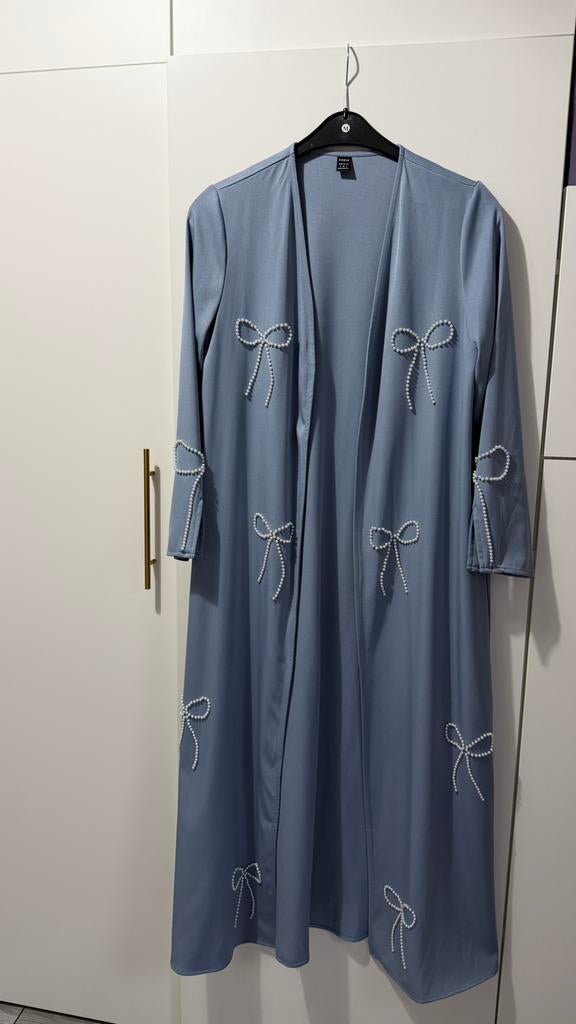 Abaya met strikjes, Kleding | Dames, Ophalen of Verzenden, Zo goed als nieuw, Maat 36 (S), Blauw