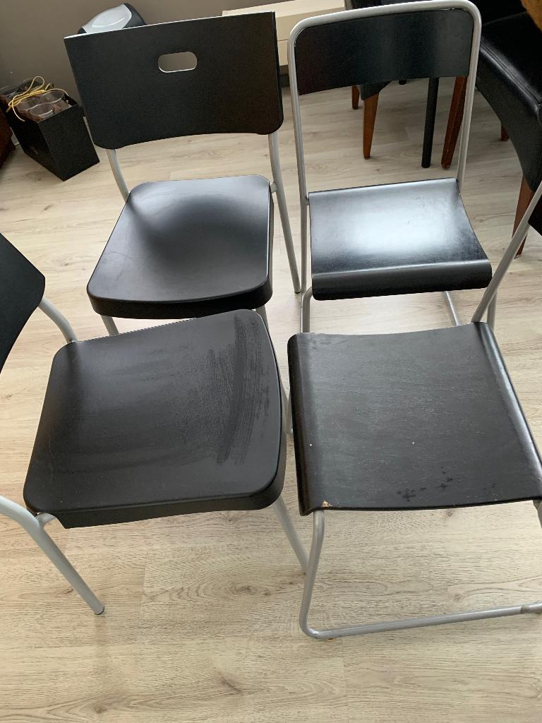 4 keukenstoelen / verjaardag, Ophalen, Gebruikt