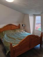 Houten bed in goede staat., Huis en Inrichting, Slaapkamer | Bedden, Antiek, Gebruikt, Bruin, 210 cm