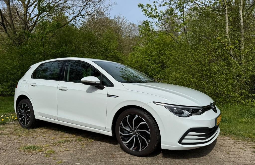 Zeer rijk uitgeruste en nette Volkswagen Golf 1.5 TSI 130pk, Auto's, Voorwielaandrijving, Stof, 1498 cc, Euro 6