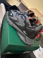 Lacoste Sneakers Maat 40,5, Ophalen of Verzenden, Zo goed als nieuw, Zwart, Sneakers of Gympen