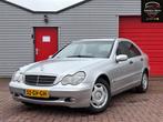 Mercedes-Benz C-Klasse C180/Nwe-APK/Trekh./Cruise/Clima/NAP!, Auto's, 1355 kg, 1998 cc, Zwart, 129 pk