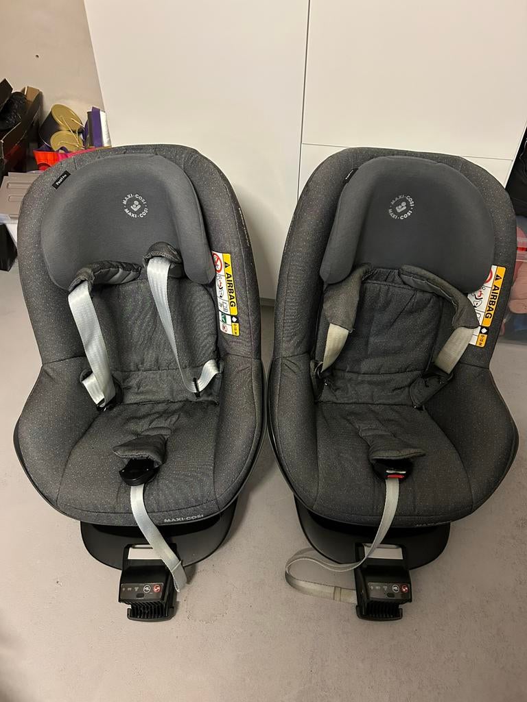 Top set! 2x Maxi cosi Pearl Pro + 2x Isofix base 2 way fix, Kinderen en Baby's, Autostoeltjes, 15 t/m 36 kg, Zo goed als nieuw