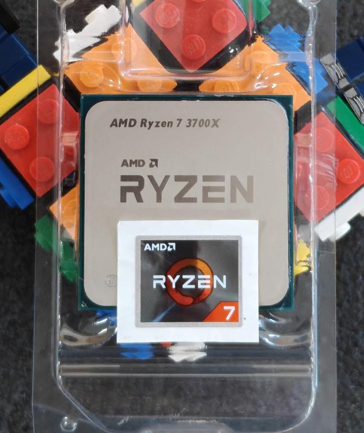 AMD Ryzen 7 3700X Processor, Computers en Software, Processors, Zo goed als nieuw, 8-core, 3 tot 4 Ghz, Ophalen of Verzenden