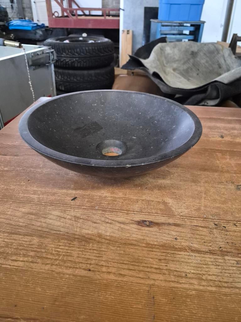 Ronde Zwarte Wastafel - Stijlvol en Modern Design, Ophalen, Nieuw, Steen, Wastafel