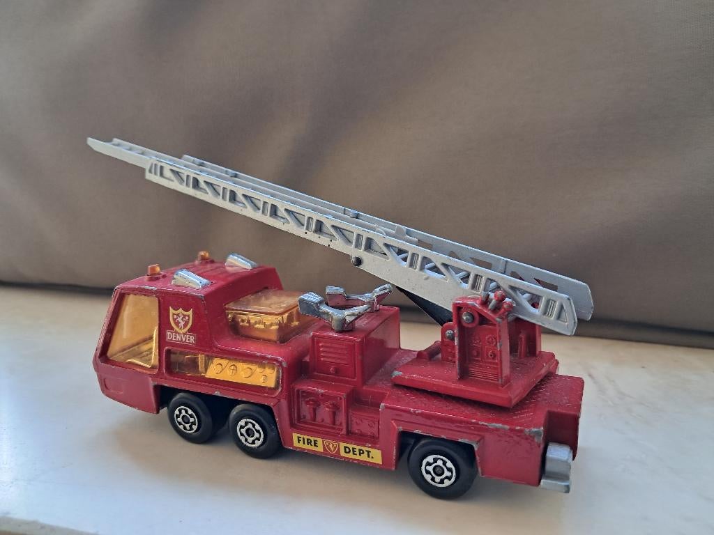 BRANDWEERWAGEN K-9 FIRE TENDER, Ophalen of Verzenden, Gebruikt, Bus of Vrachtwagen