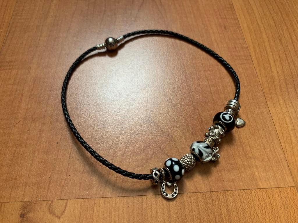 Pandora ketting met bedels., Ophalen of Verzenden, Gebruikt, Zwart, Zilver