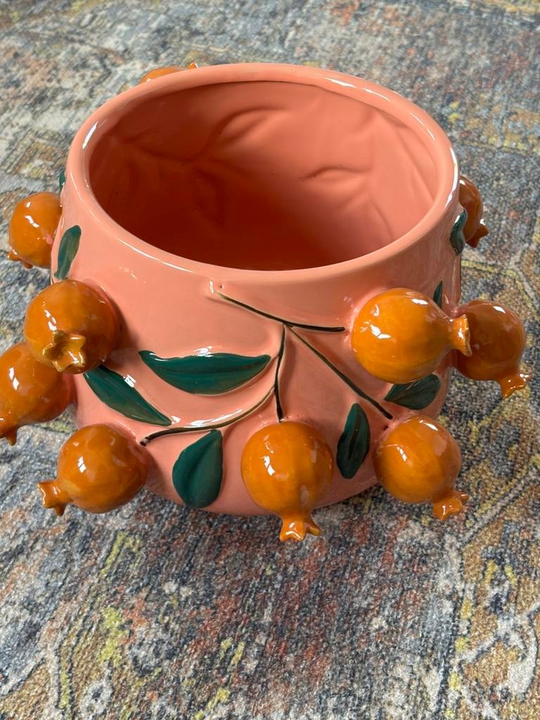 Prachtige bloempot van MiCa, Tuin en Terras, Bloempotten, Ophalen, Rond, Binnen, Zo goed als nieuw