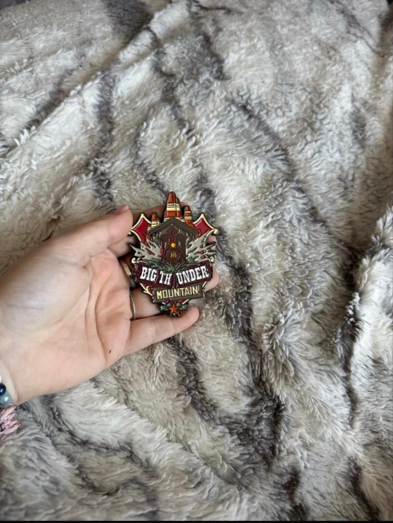 Disney Big Thunder Mountain Pin/Frontierland Magneet, Verzamelen, Disney, Ophalen of Verzenden, Overige figuren, Zo goed als nieuw