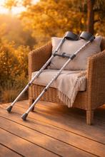 Ter huur Krukken/ Loopkrukken, Diversen, Loopkrukken, Ophalen, In hoogte verstelbaar, Zo goed als nieuw, X