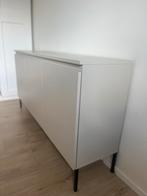 Grijs modern greeploos dressoir / tv meubel Naduvi 150x78x35, Ophalen, Met deur(en), 100 tot 150 cm, Zo goed als nieuw