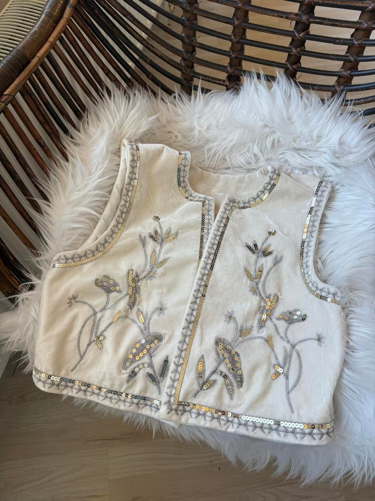Witte fluwelen gilet met borduursel en zilveren pailletten, Overige typen, Wit, Nieuw, Ophalen of Verzenden