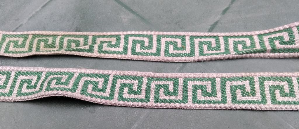 Vintage fournituren breed sierband groen Grieks blokpatroon, Ophalen of Verzenden, Nieuw, Lint, Band of Elastiek