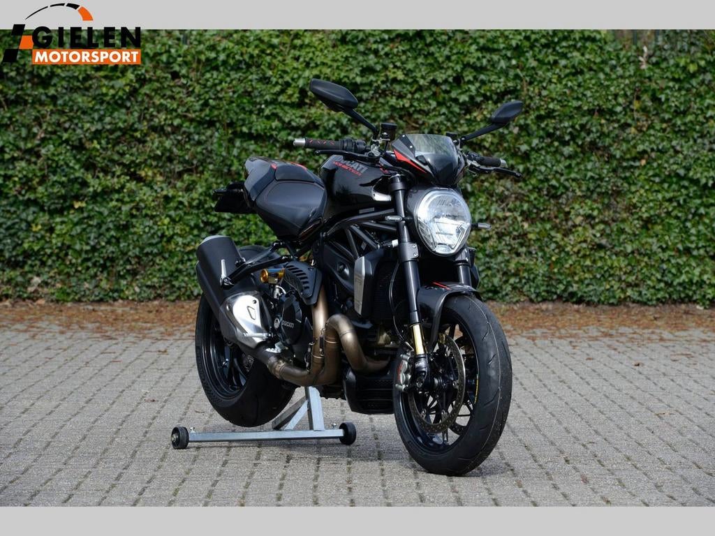 DUCATI MONSTER 1200 R R Zeer fraai, DUCATI, 2 cilinders, 1198 cc, Motorrijbewijs A